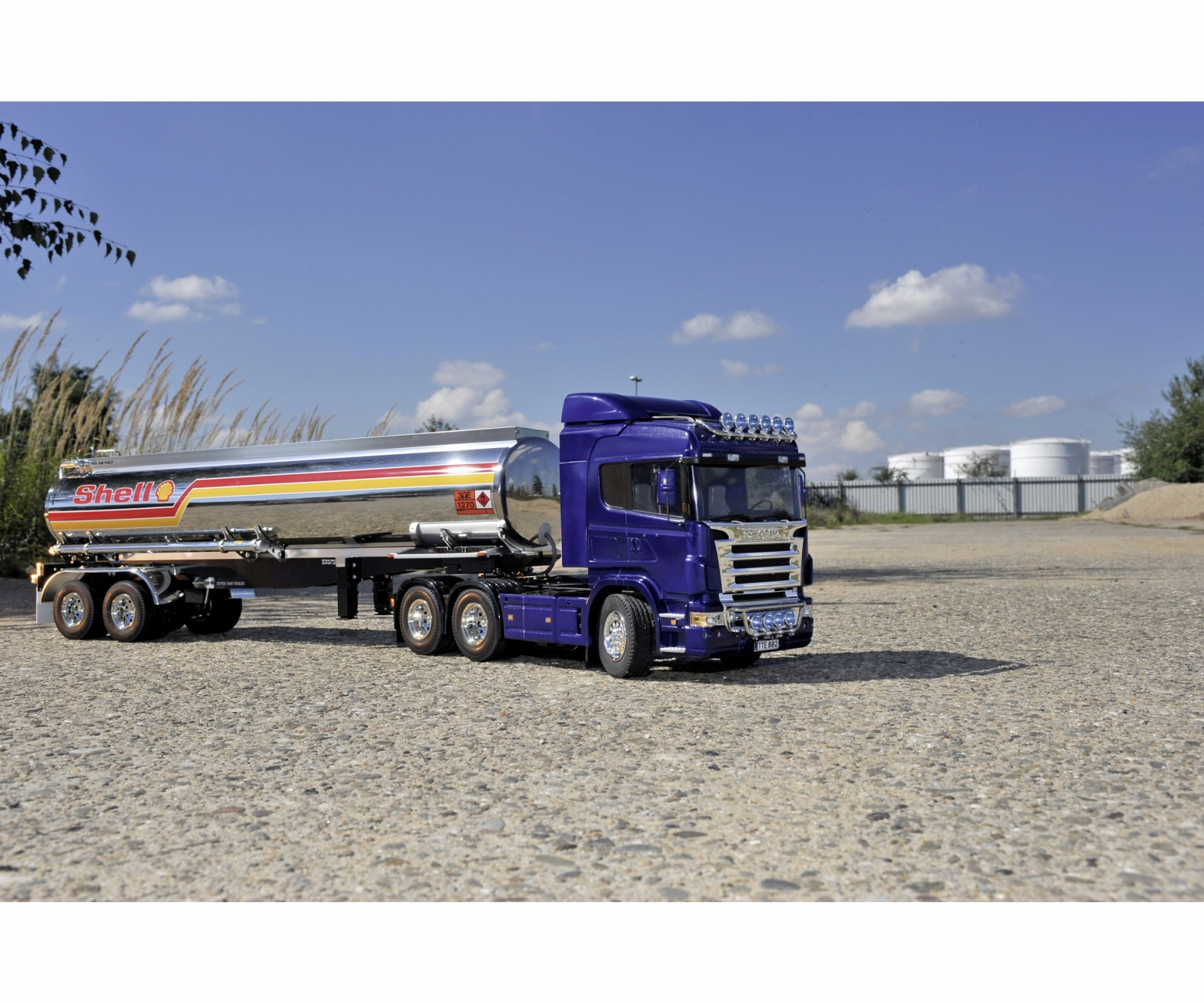 Tamiya	Scania R620 6x4 Highline Blue Edition R/C Truck Kit 1/14