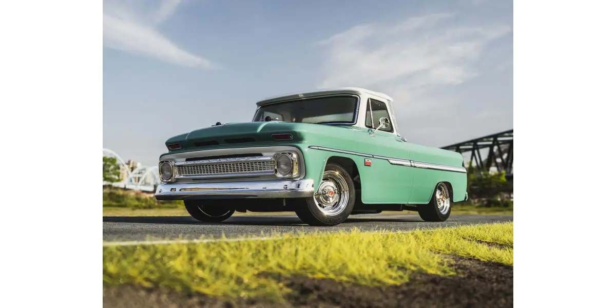 Kyosho Fazer MK2 (L) Chevy C10 Fleetside Pick-up 1966 Readyset 1/10