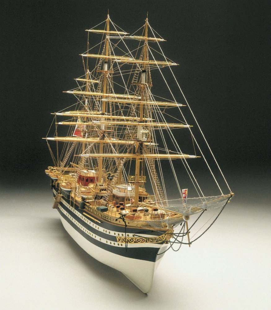Mantua Model Amerigo Vespucci bouwdoos 1/84