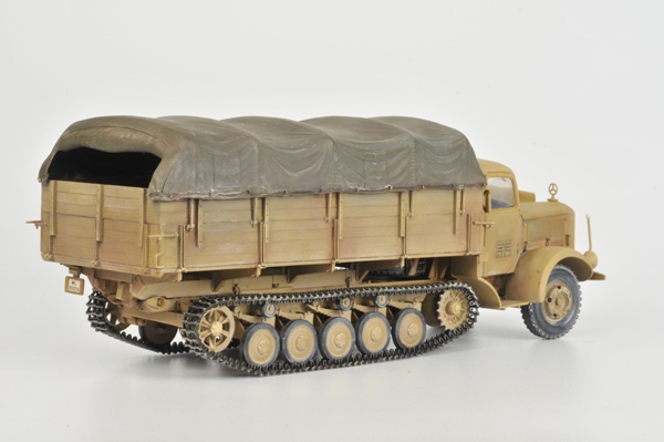 Zvezda L4500 Maultier 4,5t truck 1/35