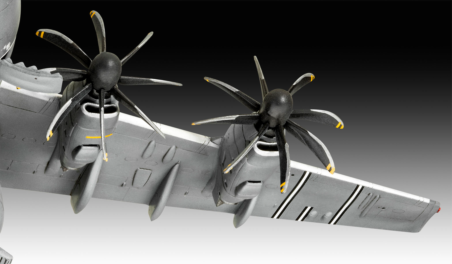 Revell Air Defender Airbus A400M & Tornado 1/144