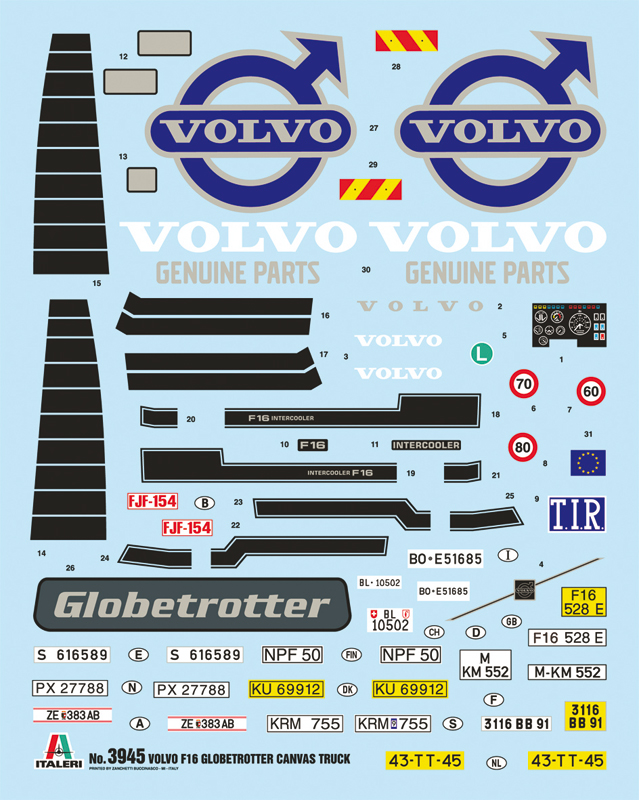 Italeri Volvo F16 Globetrotter Canvas with Elevator 1/24