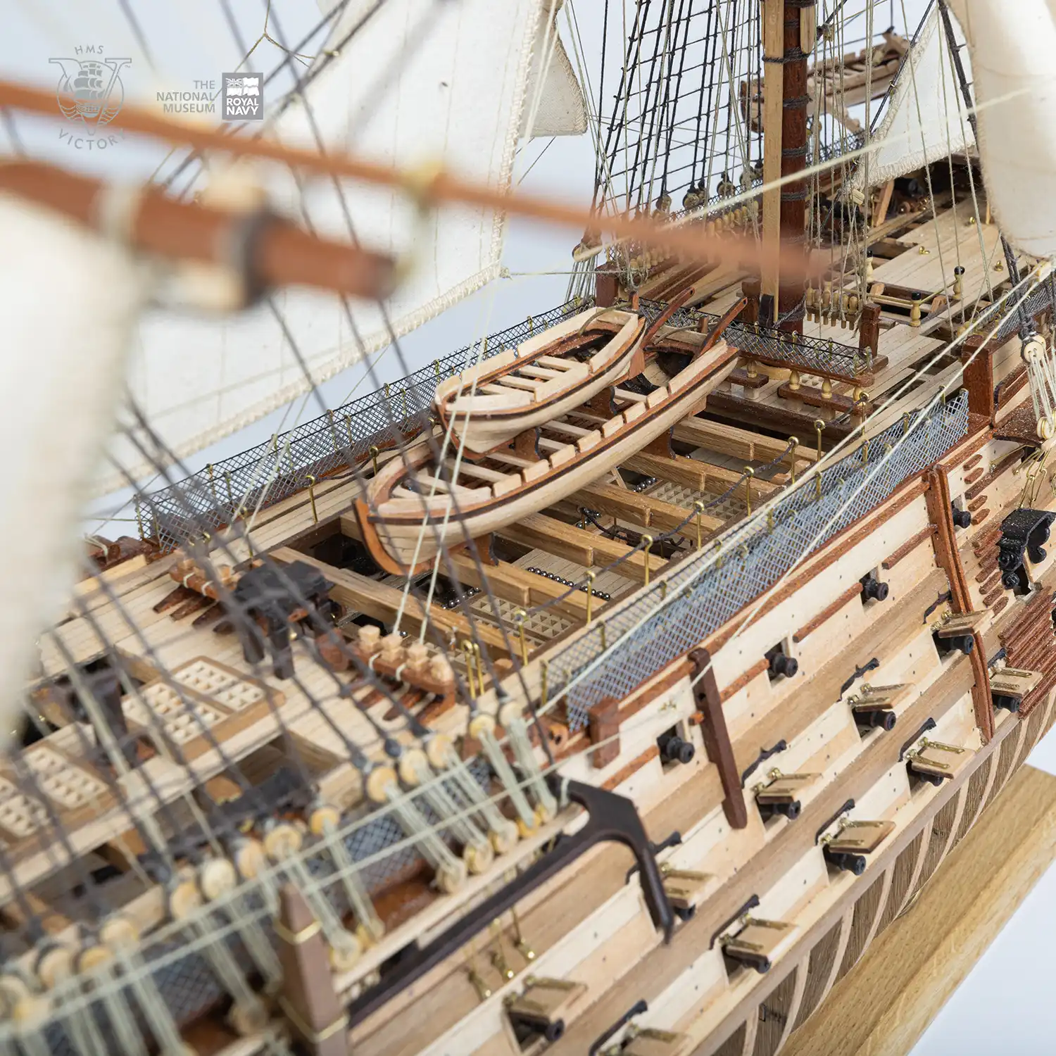Occre Premium HMS Victory Houten Scheepsmodel kit 1/87
