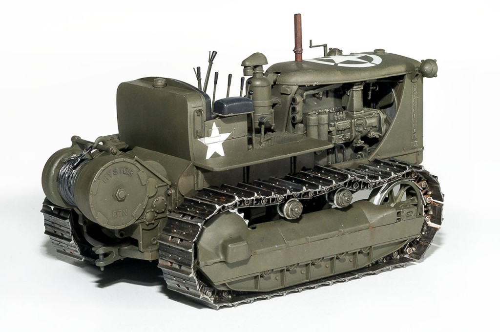 MiniArt U.S. Tractor w/Towing Winch & Crewmen 1/35