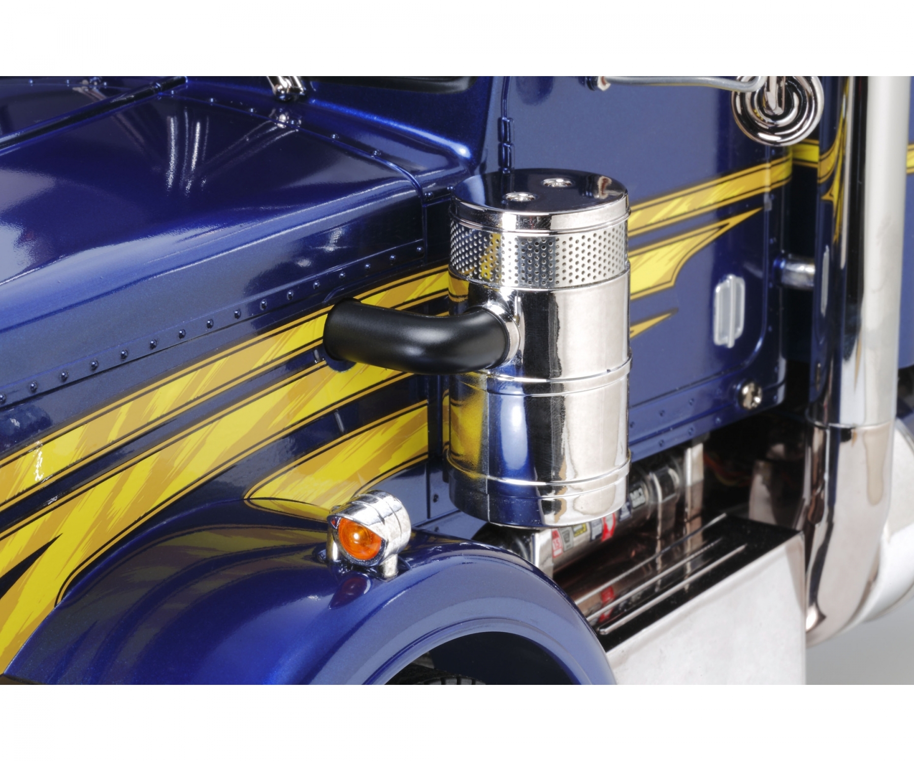 Tamiya Grand Hauler Customized R/C Truck Kit 1/14