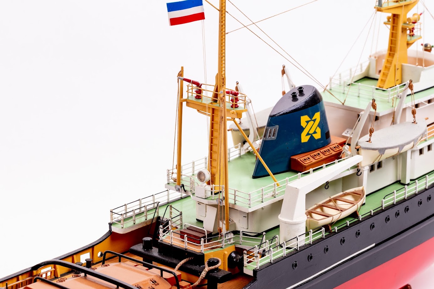 Billing Boats Zwarte Zee 1/90