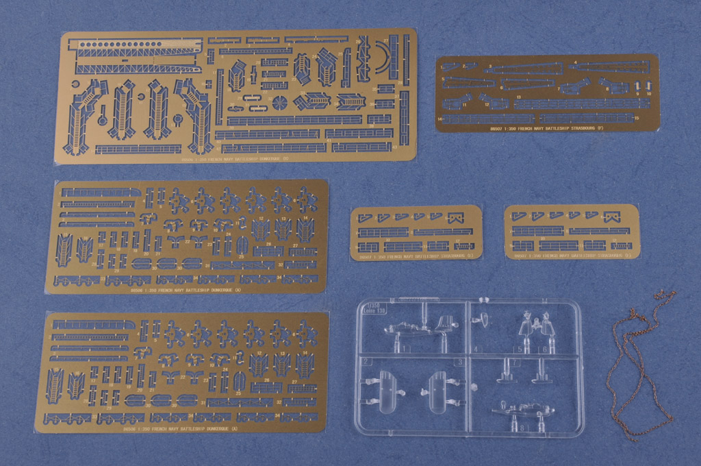 HobbyBoss French Navy Strasbourg Battleship 1/350