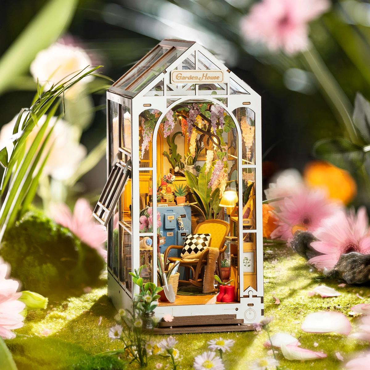 Rolife Book Nook & Wonderland Garden House