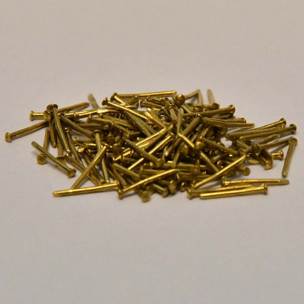Mantua Model Messing Spijkers 0,7 x 8 mm (100)