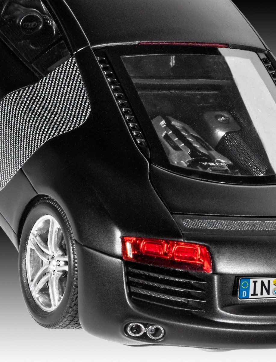 Revell Audi R8 1/24