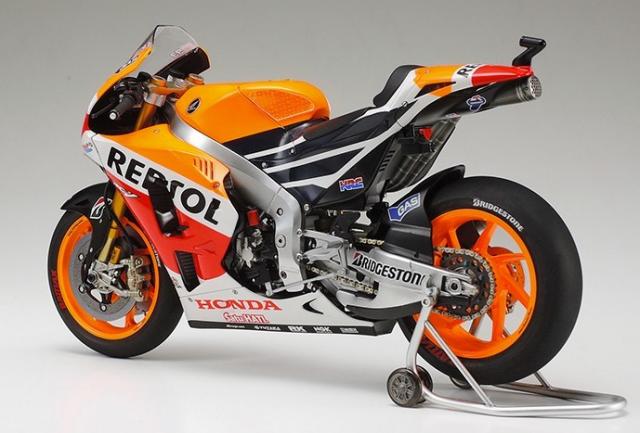 Tamiya 2014 Repsol Honda RC213V 1/12