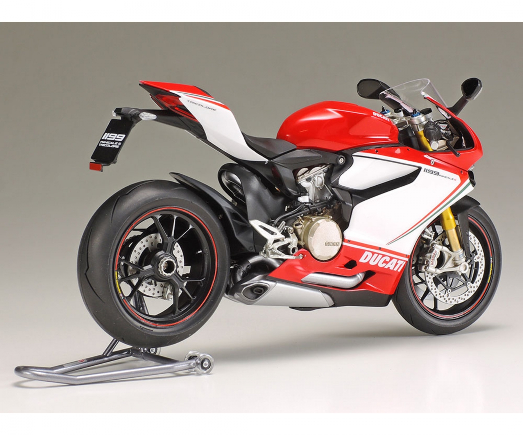 Tamiya Ducati 1199 Panigale S Tricolore 1/12