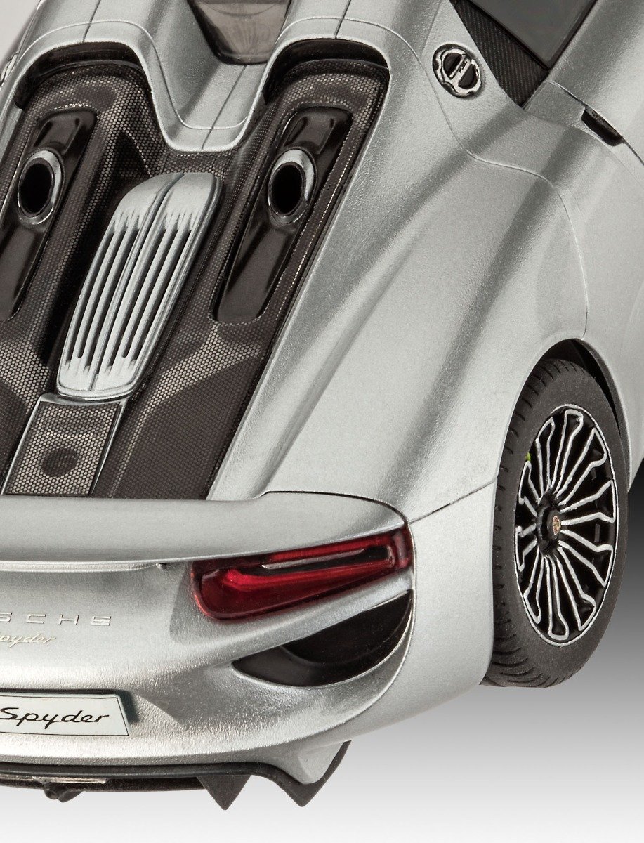 Revell Porsche 918 Spyder 1/24