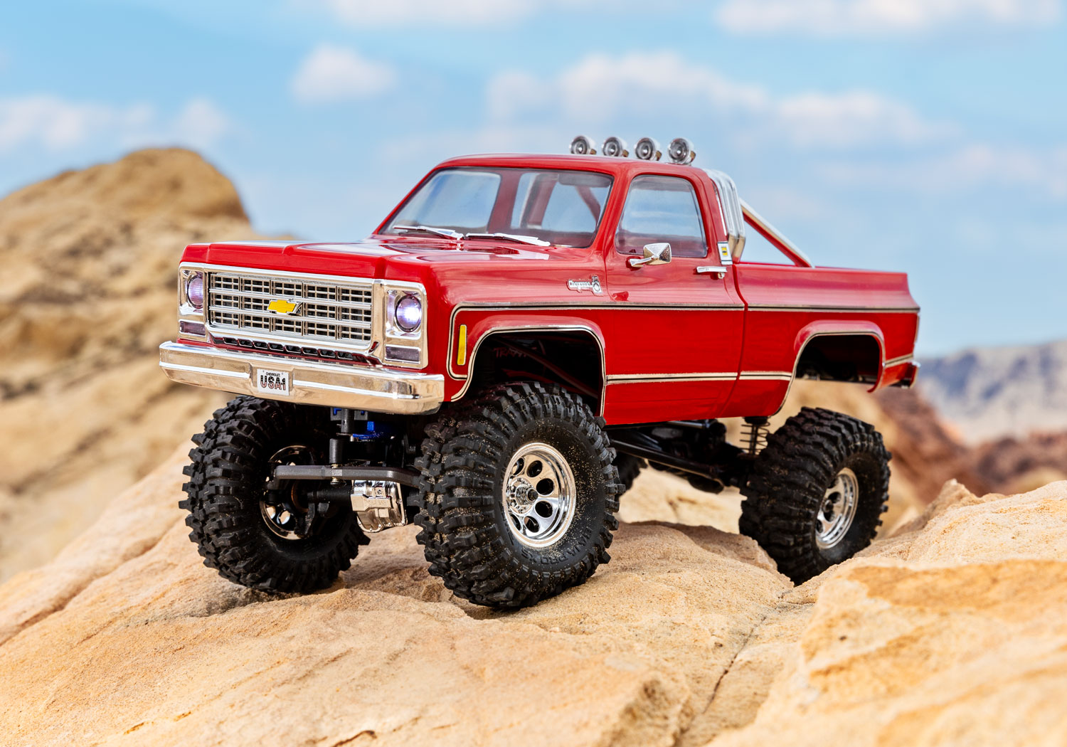 Traxxas TRX-4M High Trail 1979 Chevrolet K10 Truck 4WD Electric Scale and Trail Crawler with TQ 1/18 Red