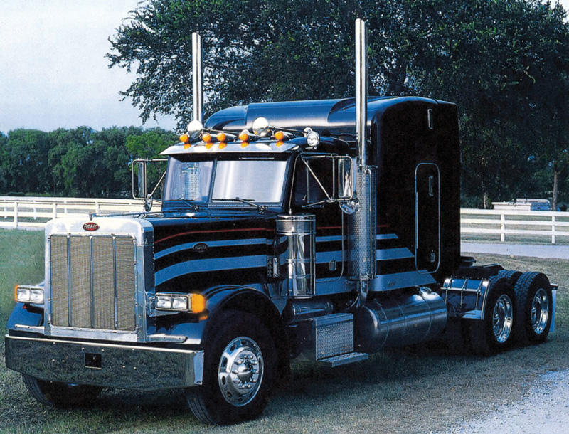 Italeri Peterbilt Classic 378 Long Hauler 1/24