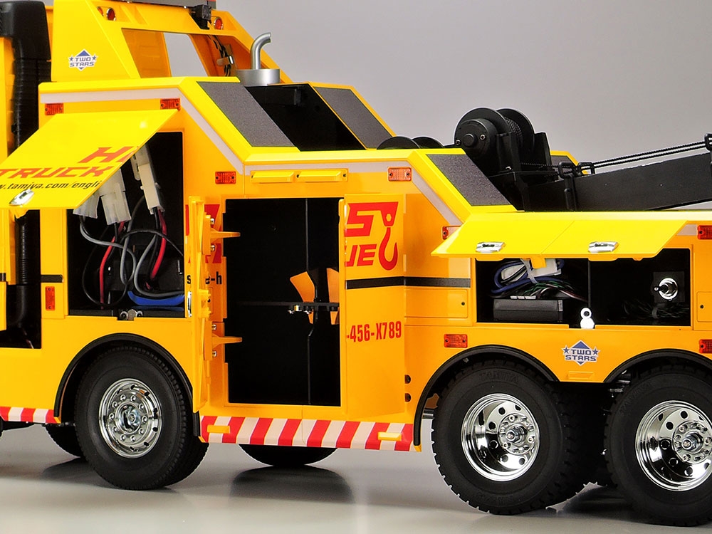 Tamiya Volvo FH16 Globetrotter 750 8X4 Tow R/C Truck Kit 1/14