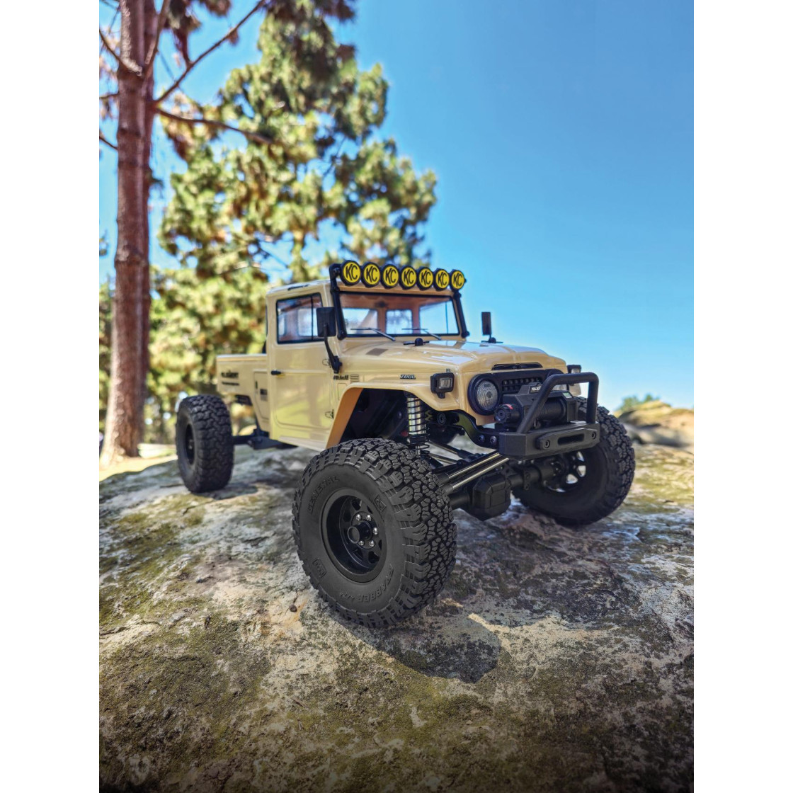 Element RC Zuul Enduro Trail Truck RTR Tan 1/10