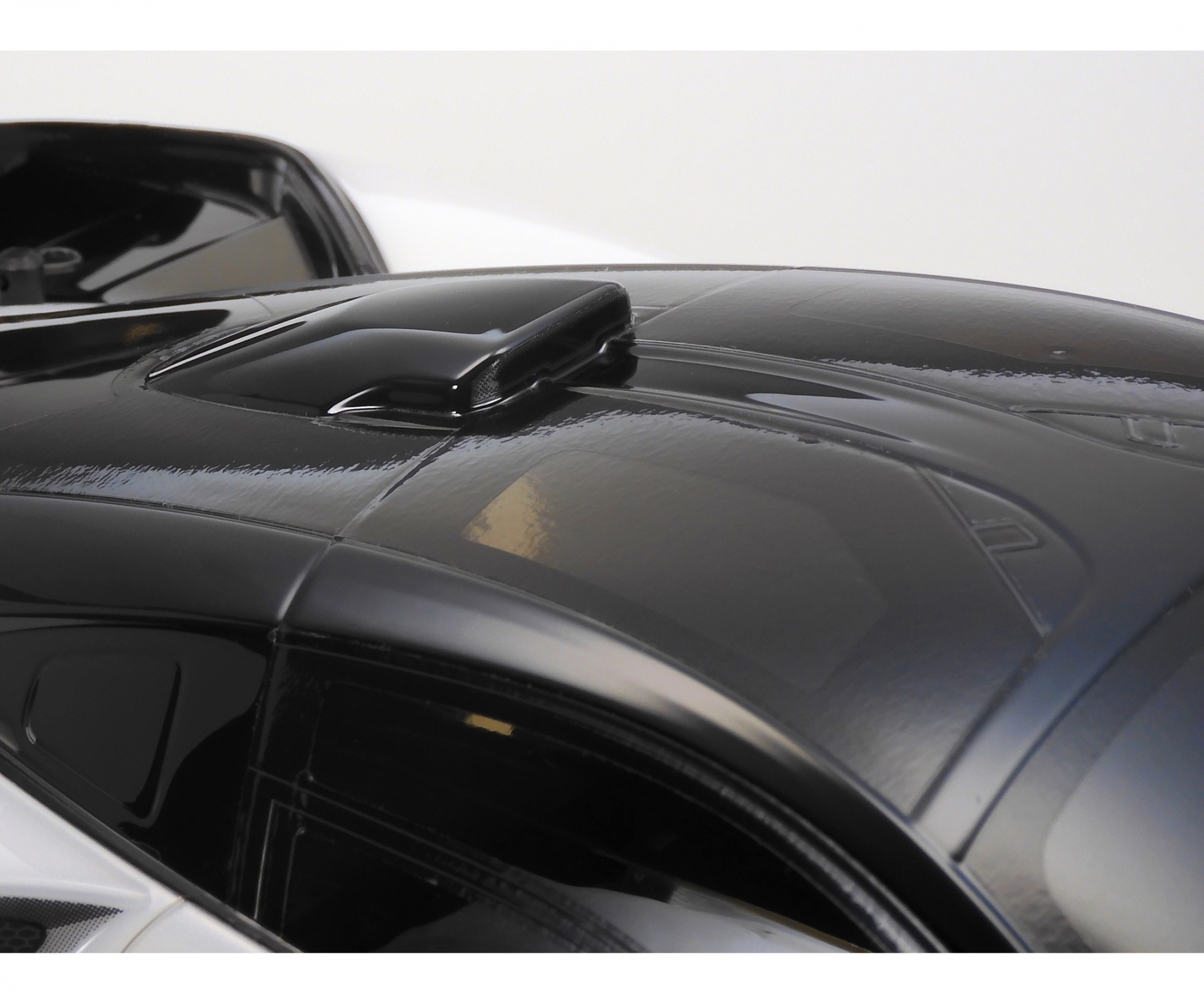Tamiya R/C McLaren Senna TT-02 Chassis Kit 1/10