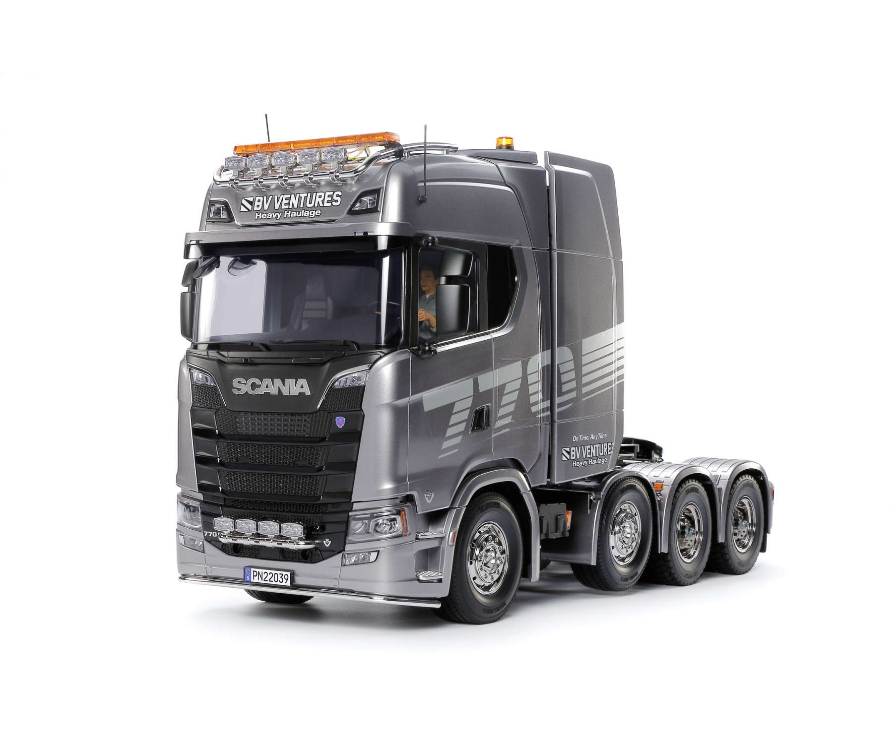 Tamiya Scania 770S 8x4/4 Truck Gun Metal Edition Kit 1/14