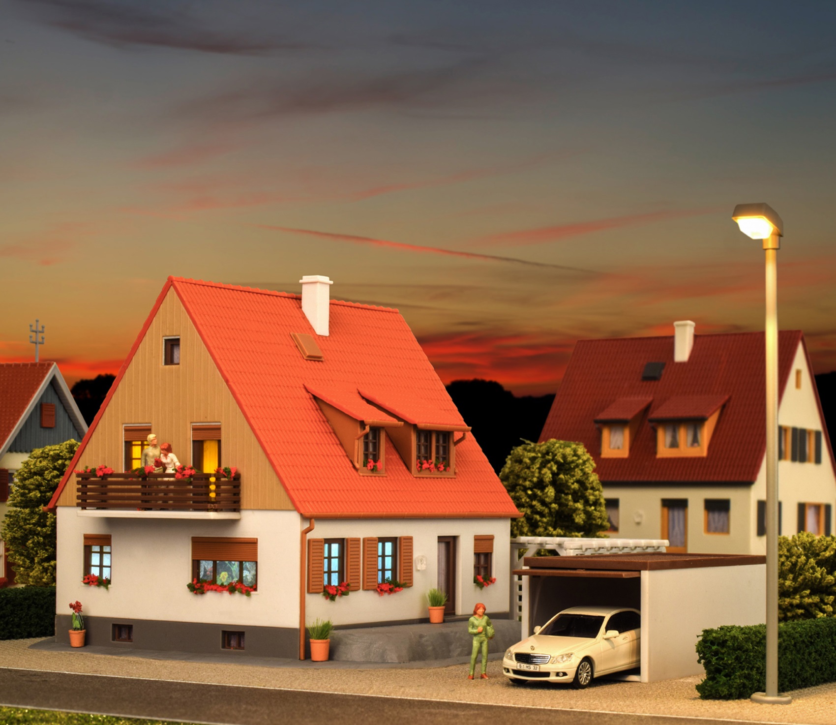 Kibri Familiehuis met terras, garage en pergola H0