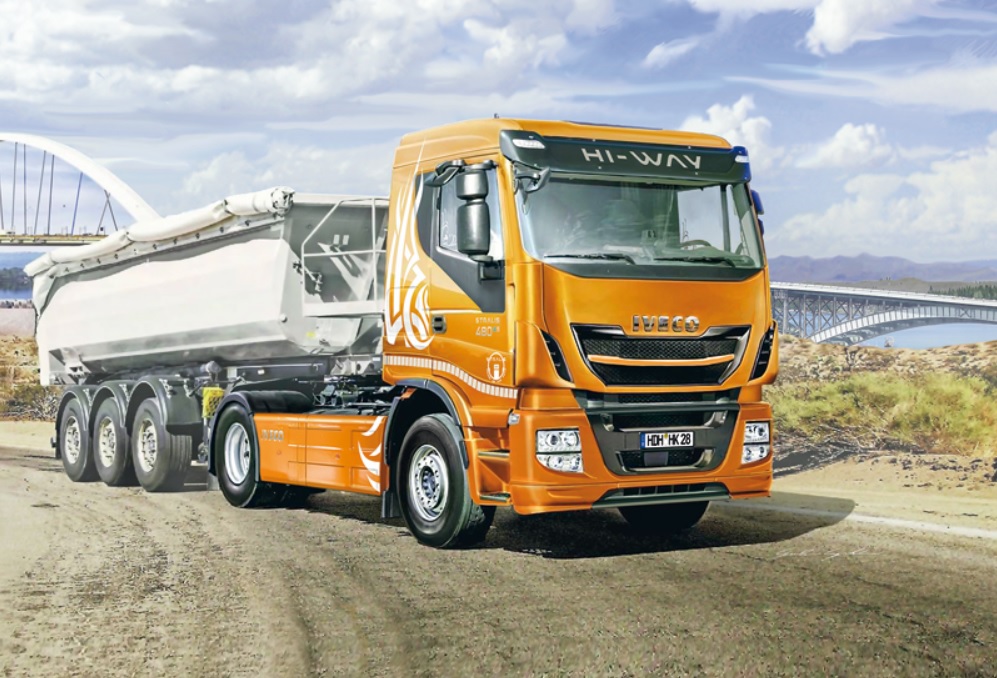 Italeri Iveco HI-Way 480 E5 Low Roof 1/24