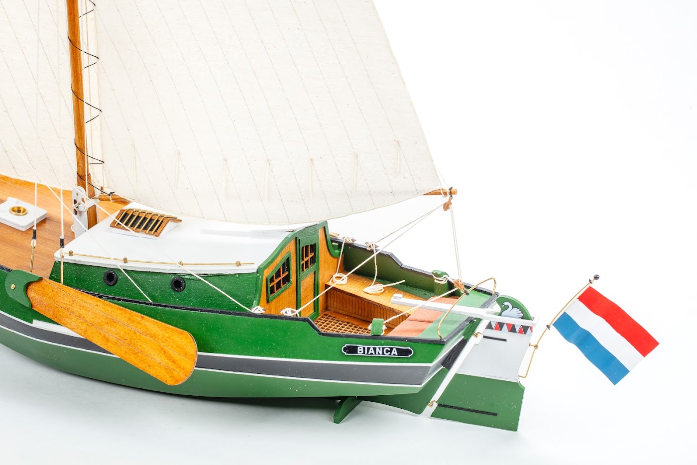 Billing Boats Zeeschouw 1/22