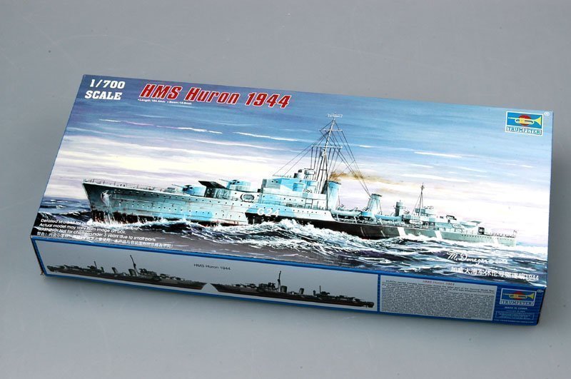 Trumpeter HMS Huron 1944 1/700