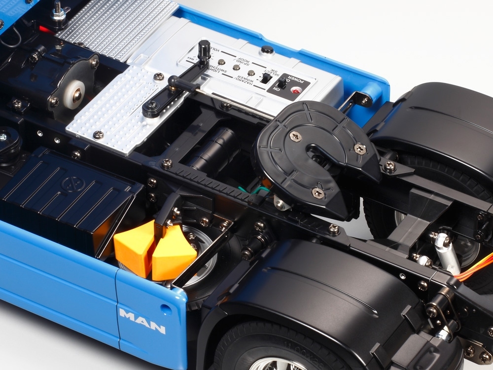 Tamiya "FRENCH BLUE EDITION" MAN TGX 18.540 4x2 XLX R/C Truck Kit 1/14