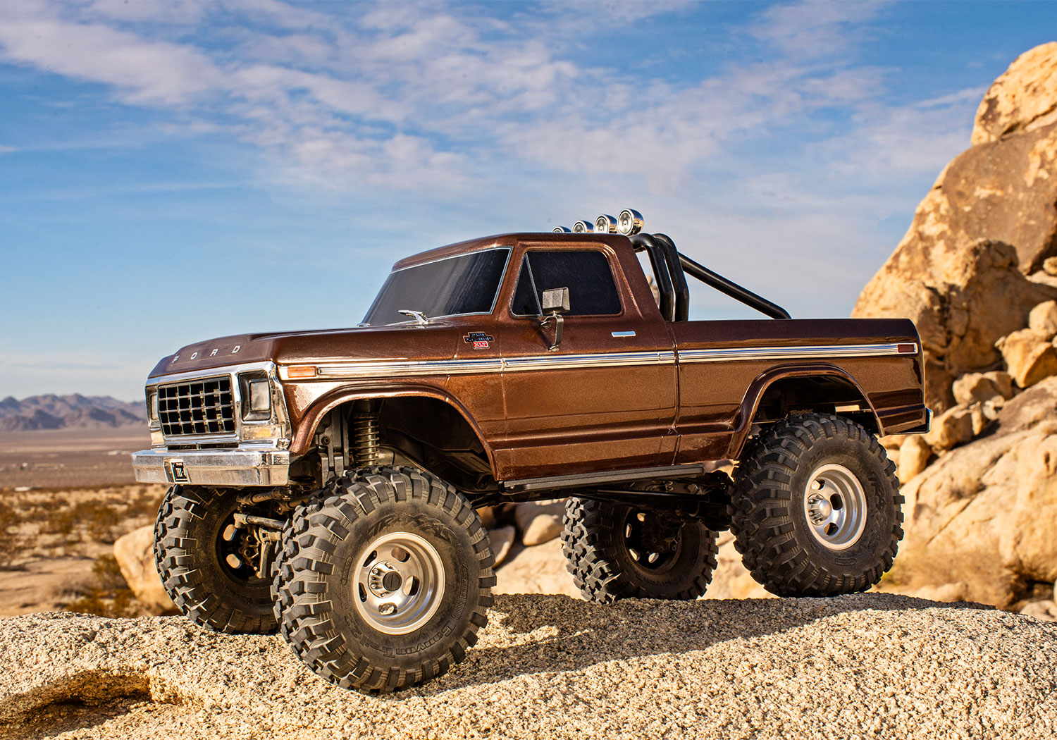 Traxxas TRX-4 Ford Ranger XLT 4WD High Trail Edition Brown 1/10