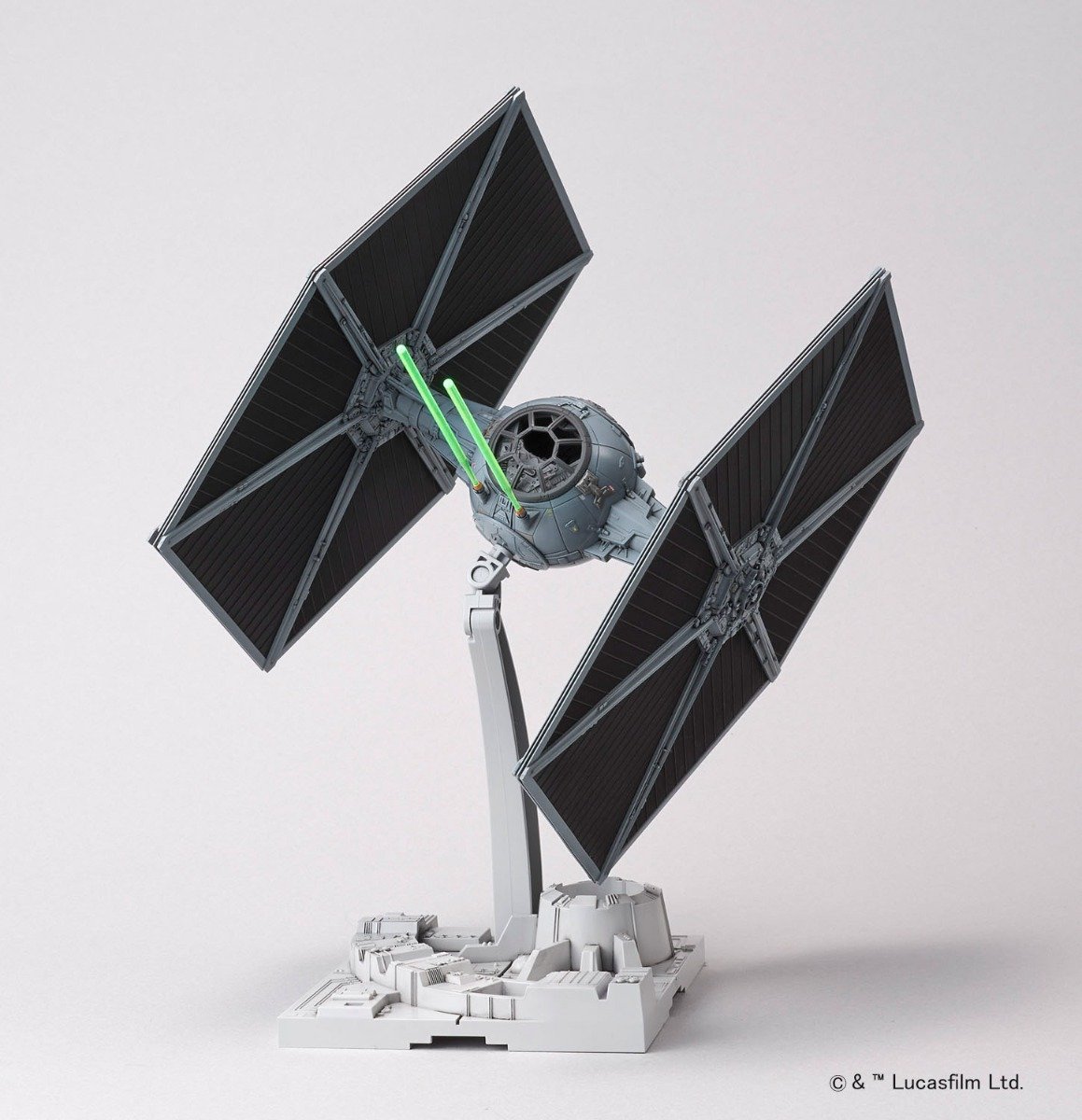 Revell / Bandai Star Wars Tie Fighter 1/72