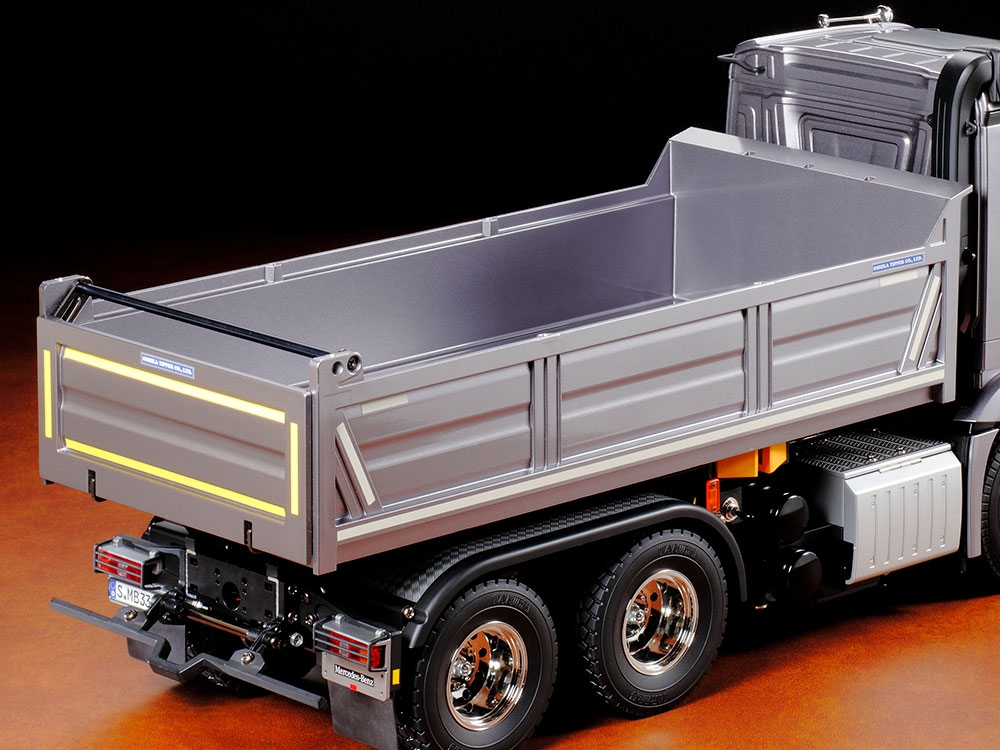 Tamiya Mercedes Benz Arocs 3348 6x4 Tipper Truck Kit 1/14