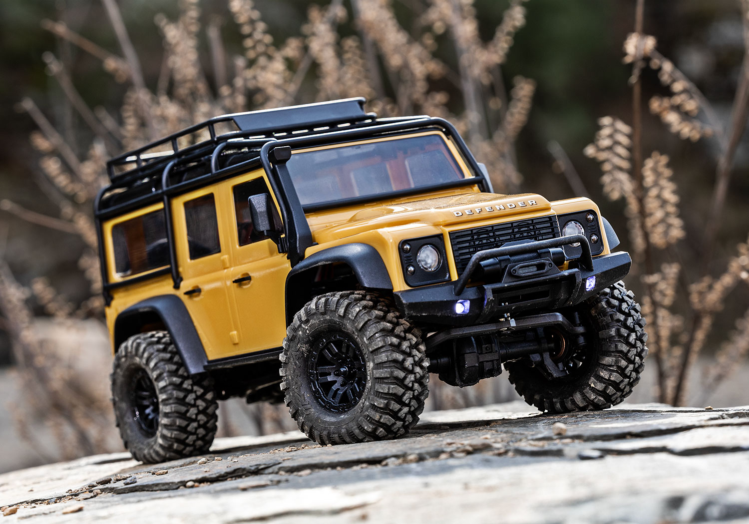 Traxxas TRX-4M Land Rover 4WD Electric Scale and Trail Crawler with TQ 1/18 Tan
