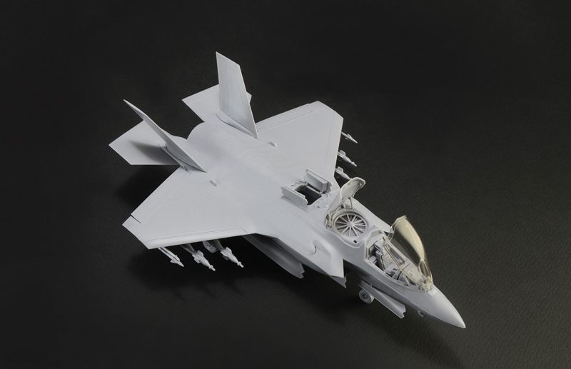 Italeri F-35 B Lightning II STOVL version 1/72