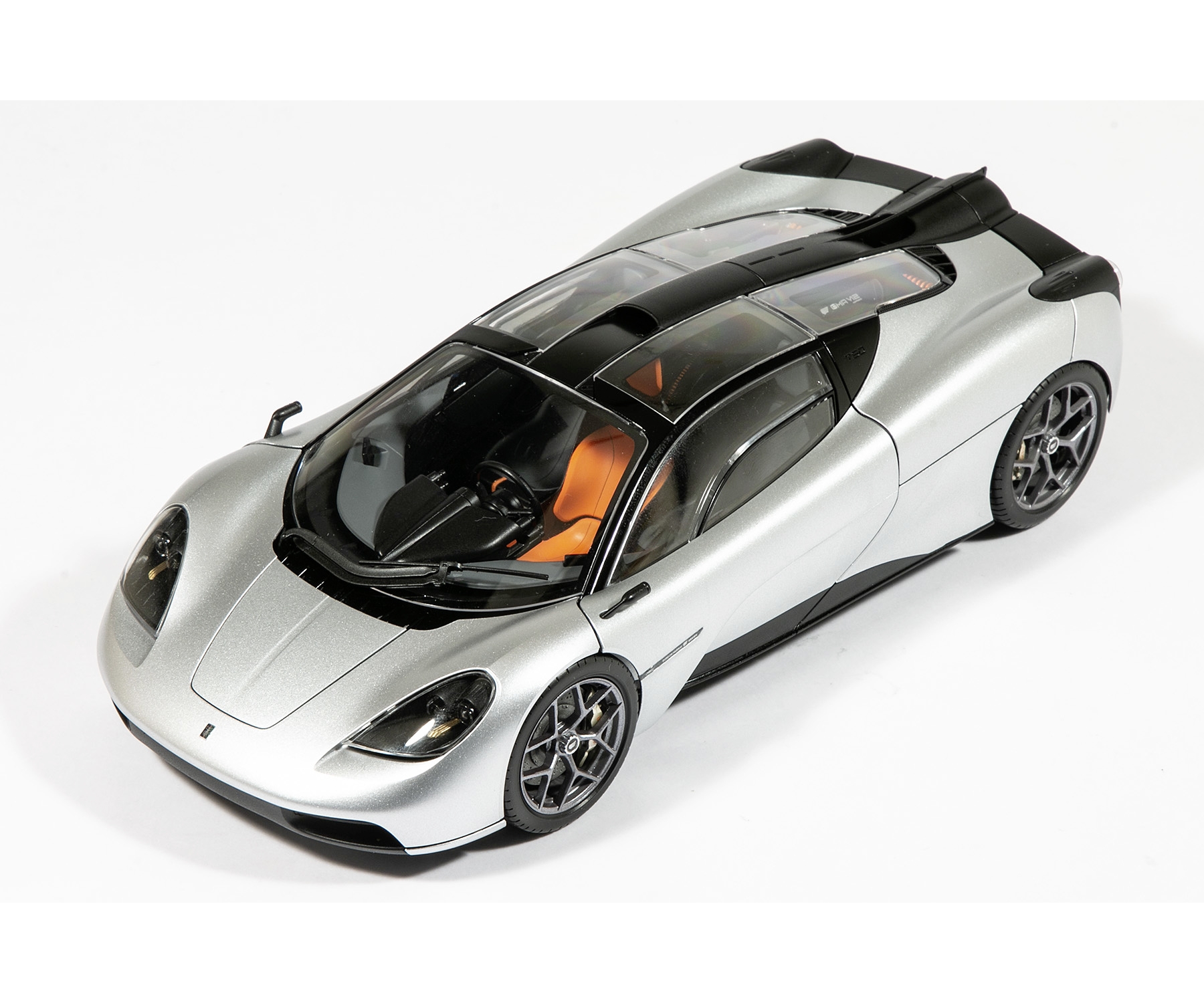 Tamiya GMA T.50 Gordan Murray Automotive 1/24