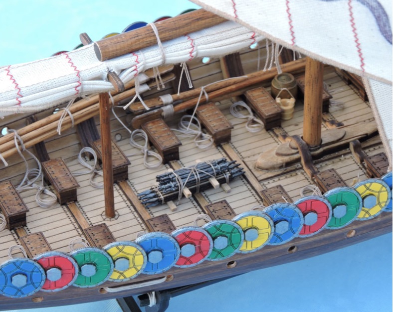 Mantua Model Dreki Nave Vikinga 1/40