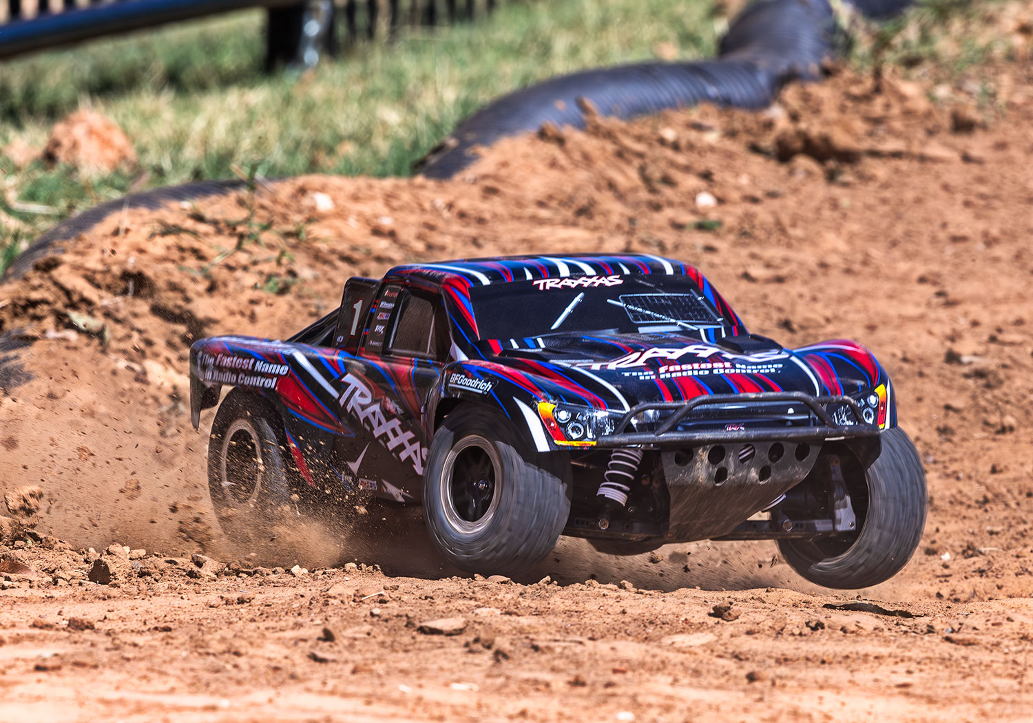 Traxxas Slash 4x4 VXL 2.4GHz TQi TSM RTR Short Course Truck Clipless HD RED