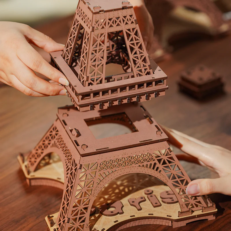 Rolife Eiffeltoren met LED verlichting 3D Houten Puzzel