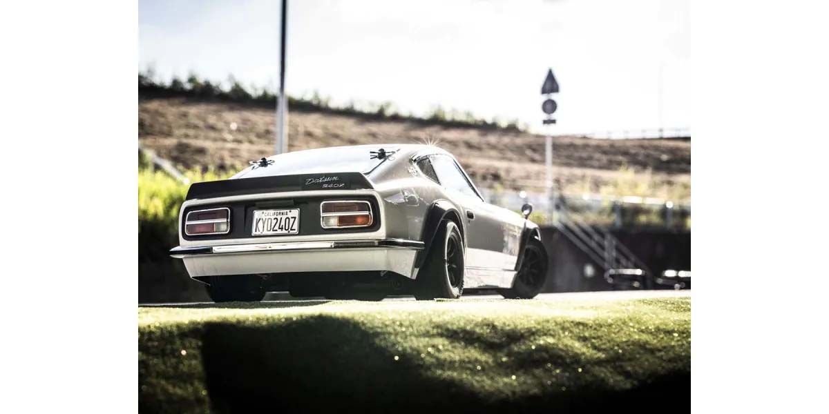 Kyosho Fazer MK2 Datsun 240Z 1971 Tuned Version White Readyset 1/10