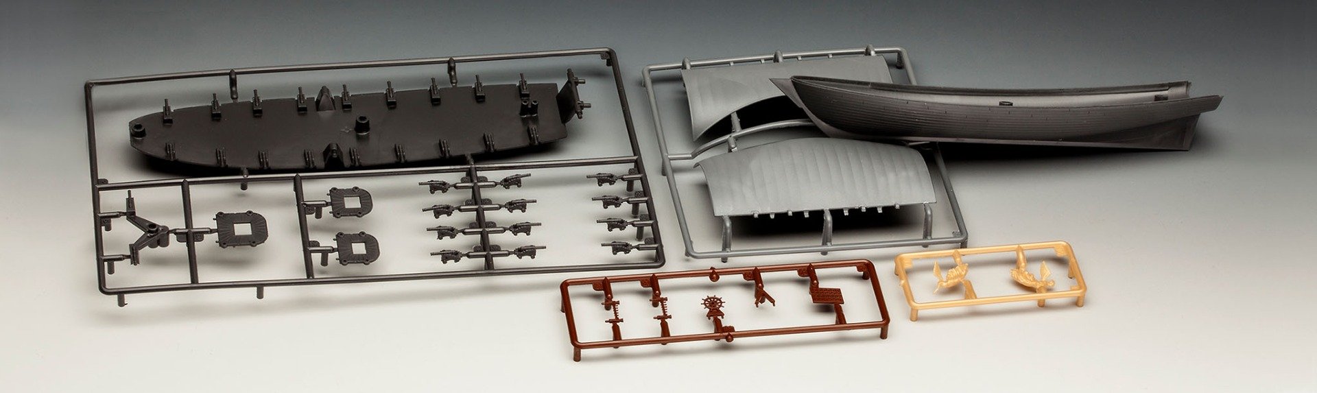 Revell Black Pearl Easy-Click 1/150