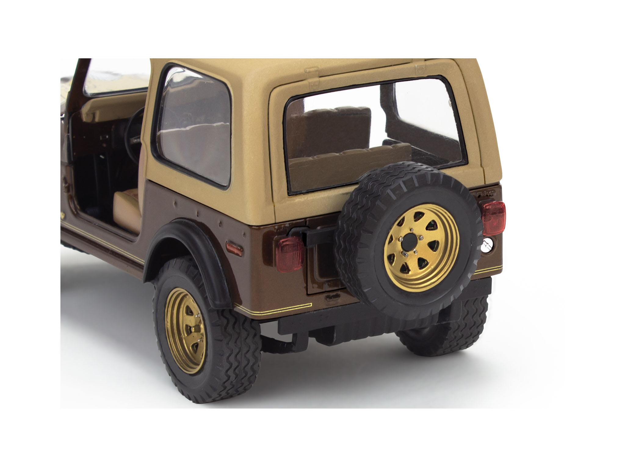 Revell Jeep CJ-7 1/24