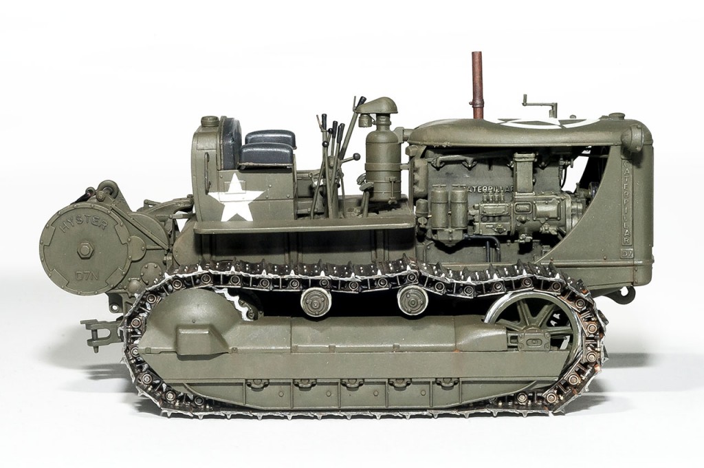 MiniArt U.S. Tractor w/Towing Winch & Crewmen 1/35