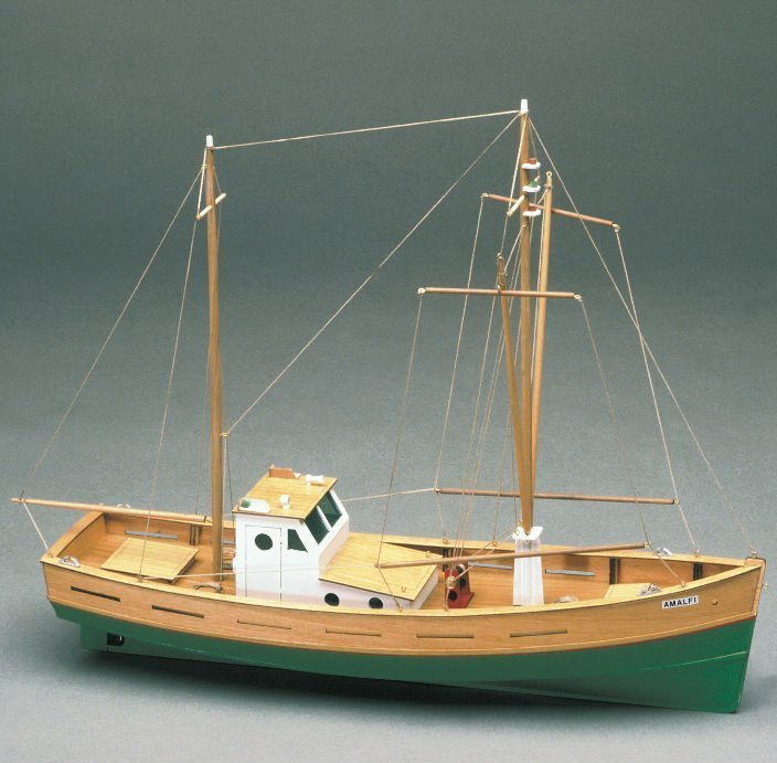 Mantua Model Amalfi Vissersboot 1/35