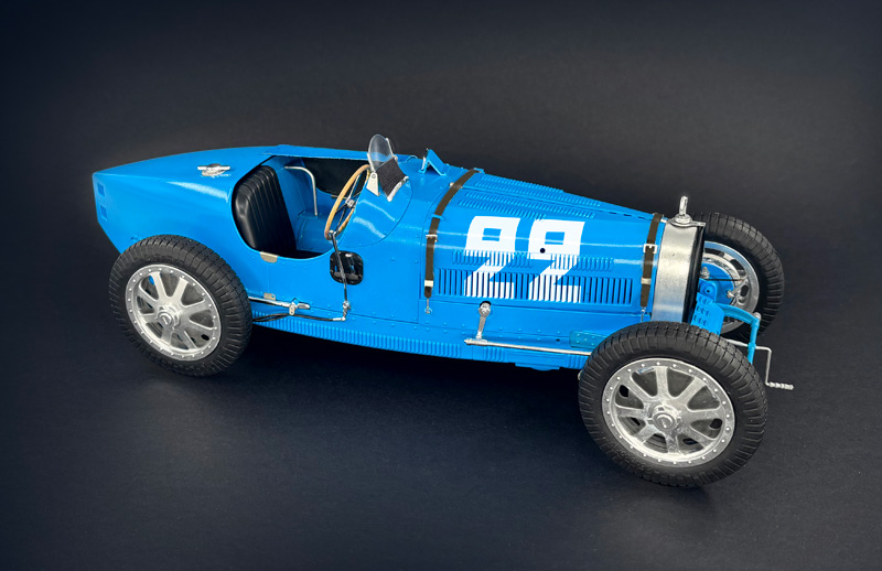 Italeri Bugatti Type 35B - Targa Florio '28 / Monaco GP '30 1/12