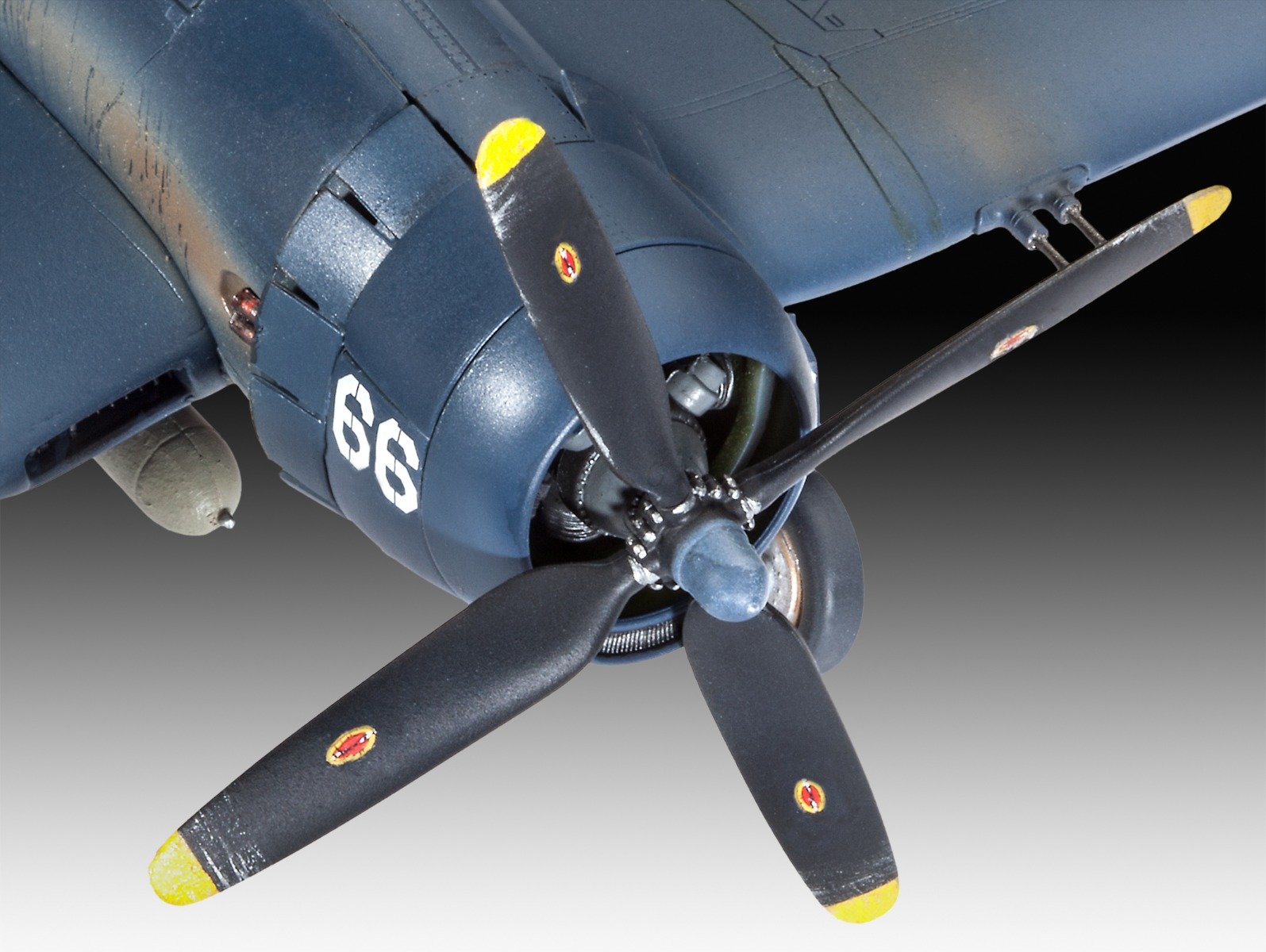 Revell F4U-4 CORSAIR 1/72