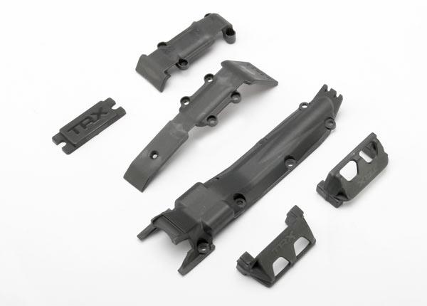 Traxxas Skidplate set, front (1)/ rear (1)/ transmission (1) (black)/ Guards, steering servo (2) / cover plate, steering servo (1)