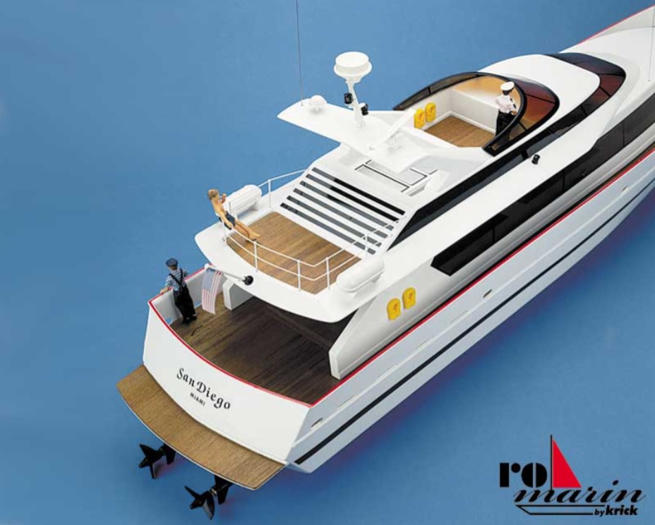 ROmarin San Diego Mega Jacht kit 1/25