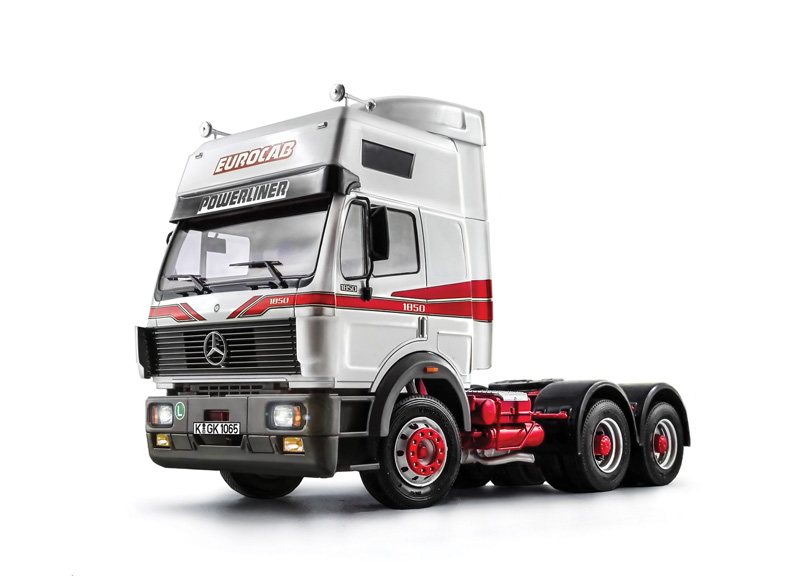 Italeri Mercedes Benz SK Eurocab 6x4 Truck 1/24 kit