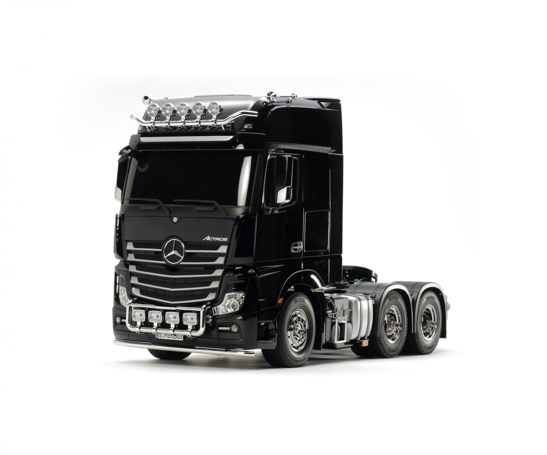Tamiya Mercedes Benz Actros 3363 6x4 Gigaspace Kit 1/14