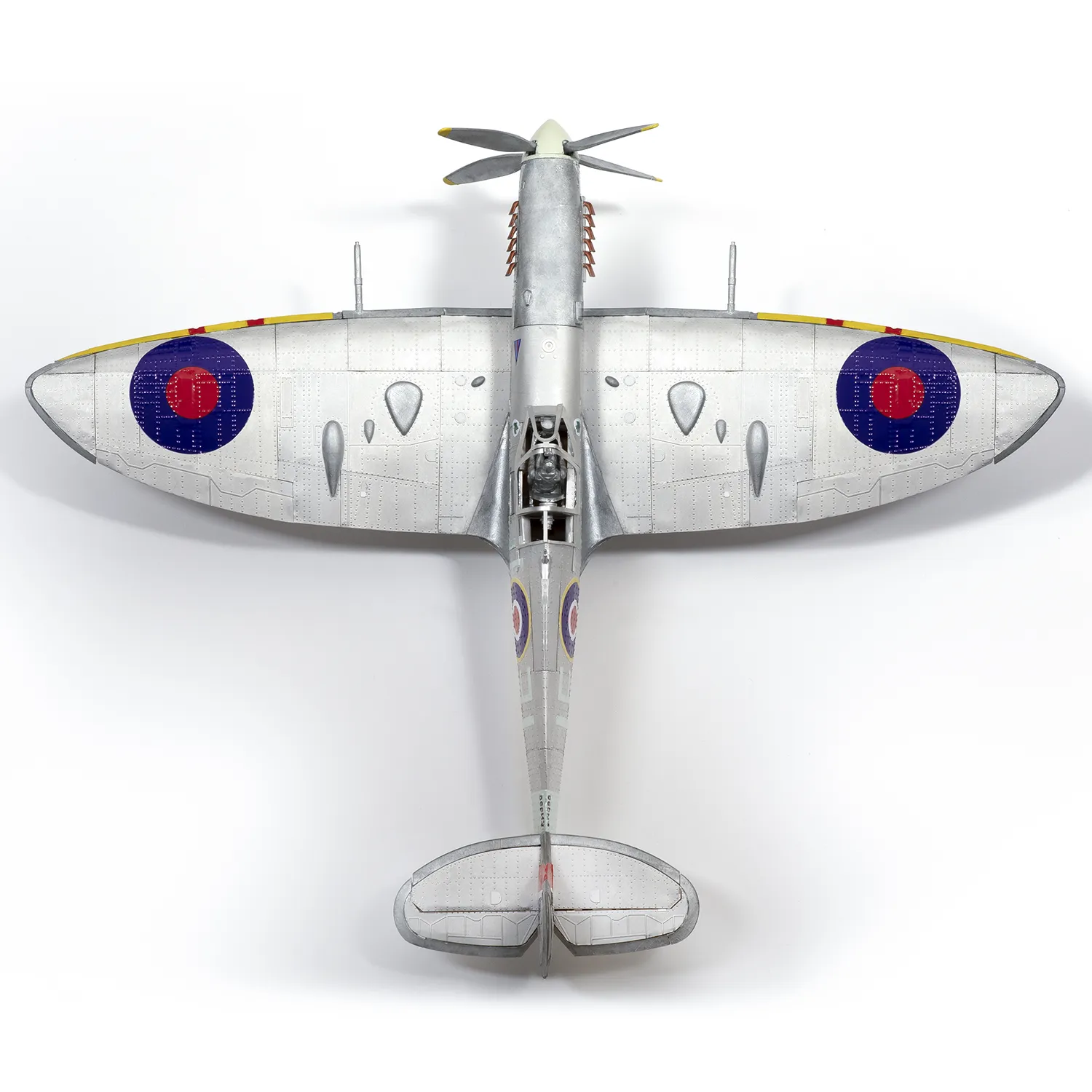 Occre Supermarine Spitfire Mk IXc EN398 Aircraft Model – World War II – 1/24