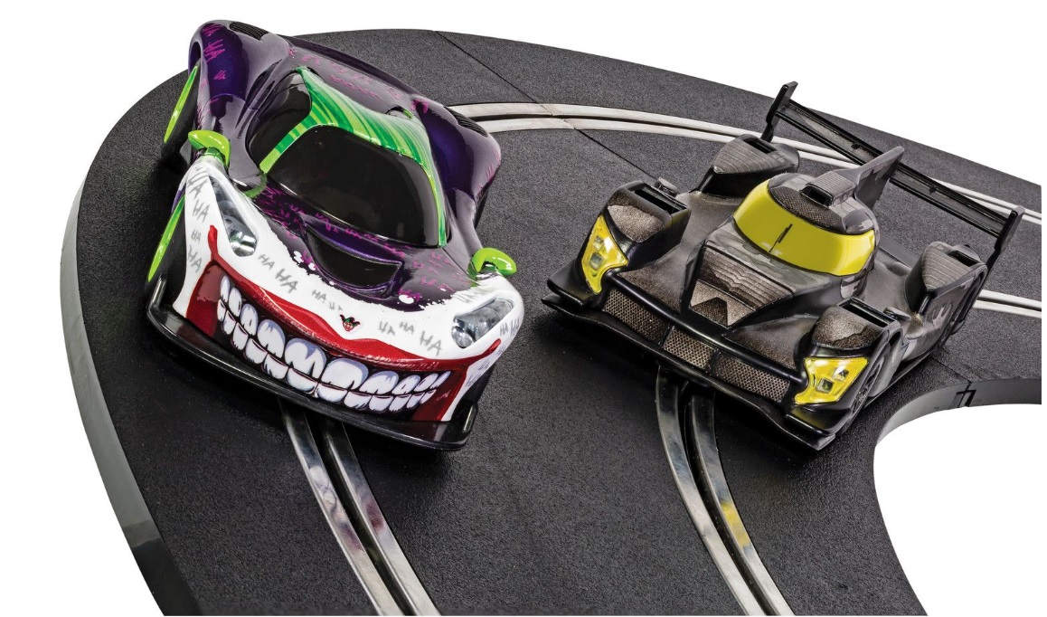 Scalextric Spark Plug Batman vs Joker Race Set - European plug Racebaan